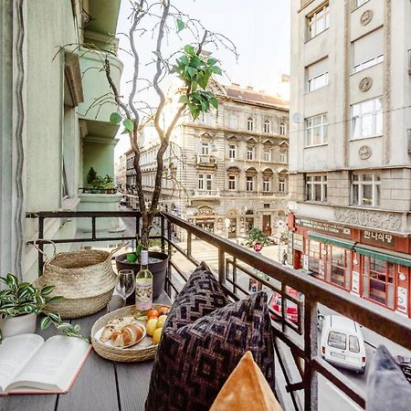 Chill On The Screened Balcony-Budapest Most Historic Landmarks Ngoại thất bức ảnh