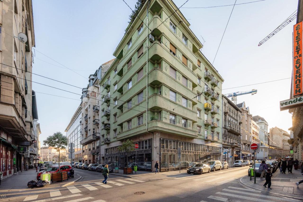 Chill On The Screened Balcony-Budapest Most Historic Landmarks Ngoại thất bức ảnh